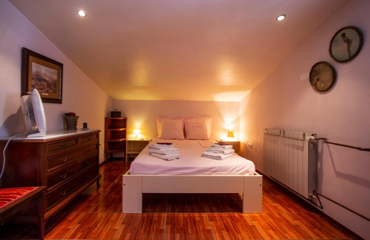 Mas A 4 Mains Bed & Breakfast Cesseras Екстериор снимка