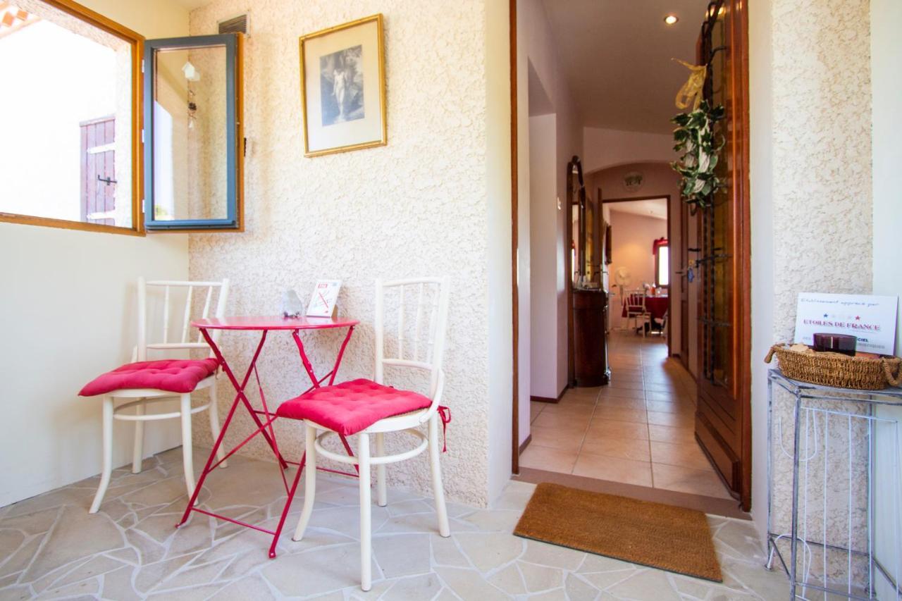 Mas A 4 Mains Bed & Breakfast Cesseras Екстериор снимка